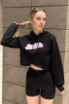 Kadın Siyah Baskılı Rahat Kesim Kapüşonlu Crop Sweatshirt (zck0709)