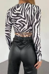 Siyah Beyaz Bel Detaylı Uzun Kollu Bluz (zck0560)