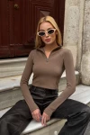 Kadın Kahve Yarım Fermuarlı Model Kumaş Crop (ZCKSS156)