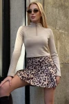 Kadın Krem Yarım Fermuarlı Model Kumaş Crop (ZCKSS156)